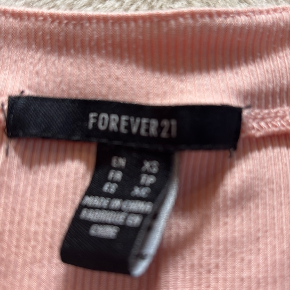 Forever 21 Pink Lace Trim Baby Tee | Y2K Button Front Crop Top XS - Picture 4 of 6